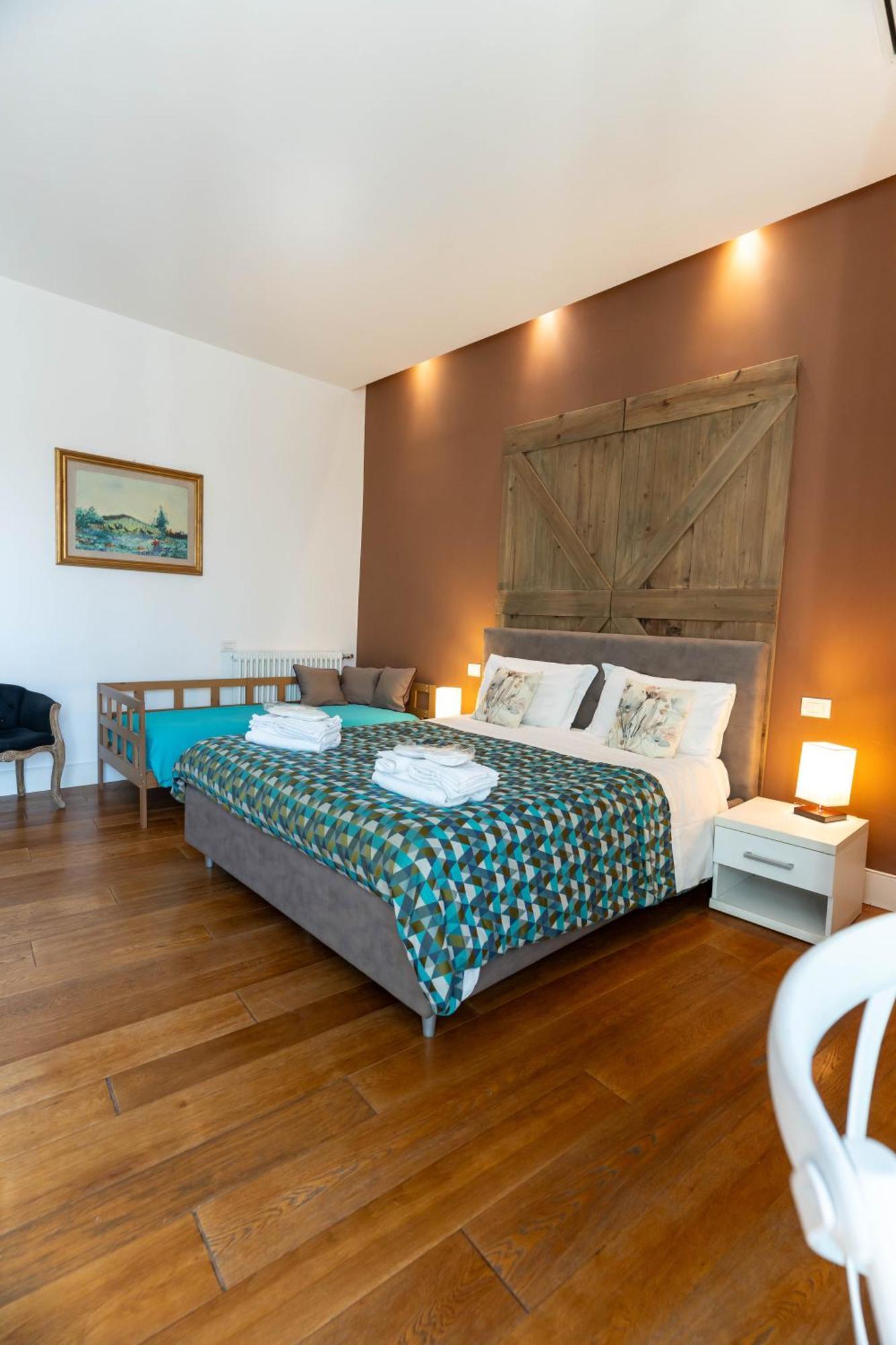 Ihh Suites Rome Extérieur photo
